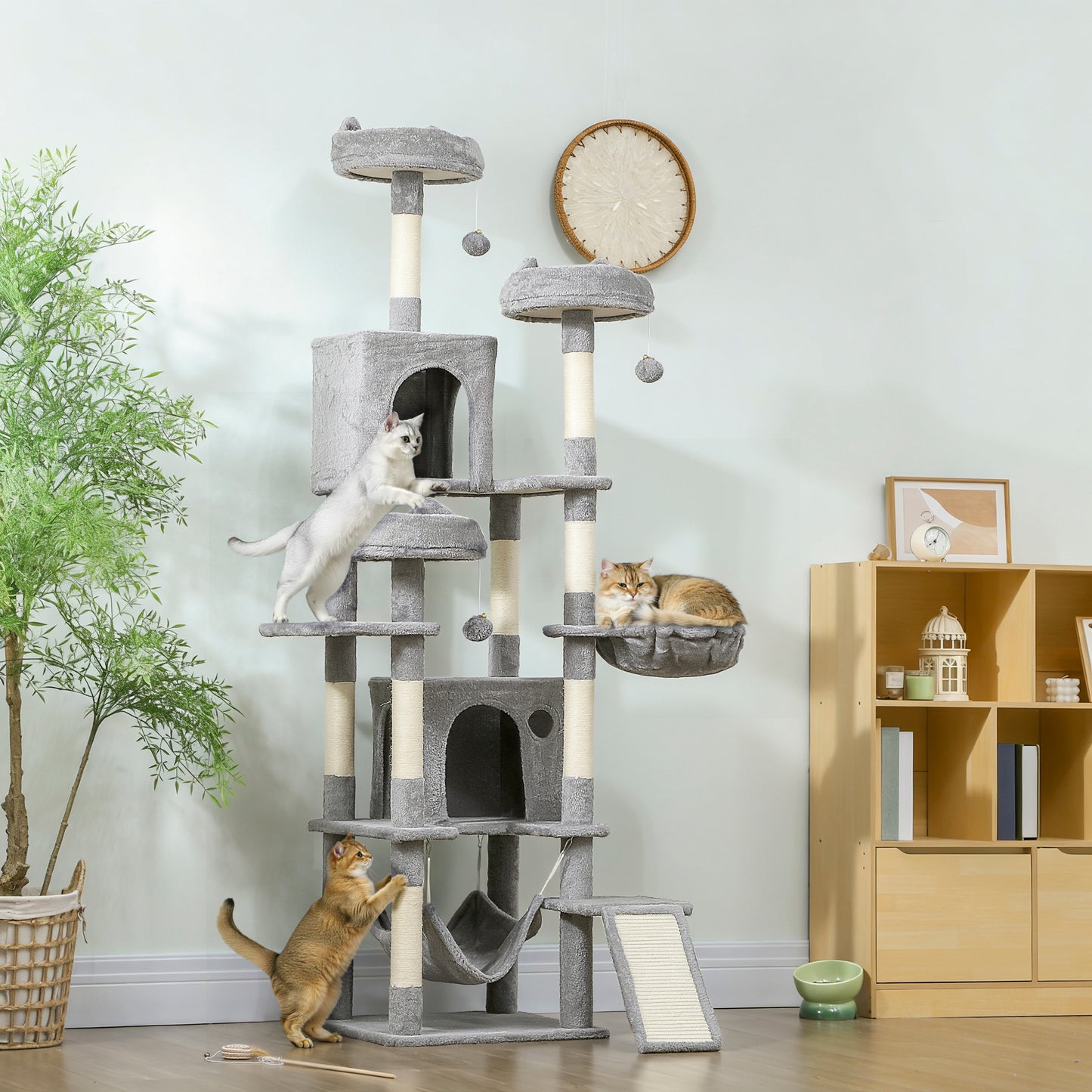 Arbre à chat multi-niveaux 192 cm avec 8 griffoirs