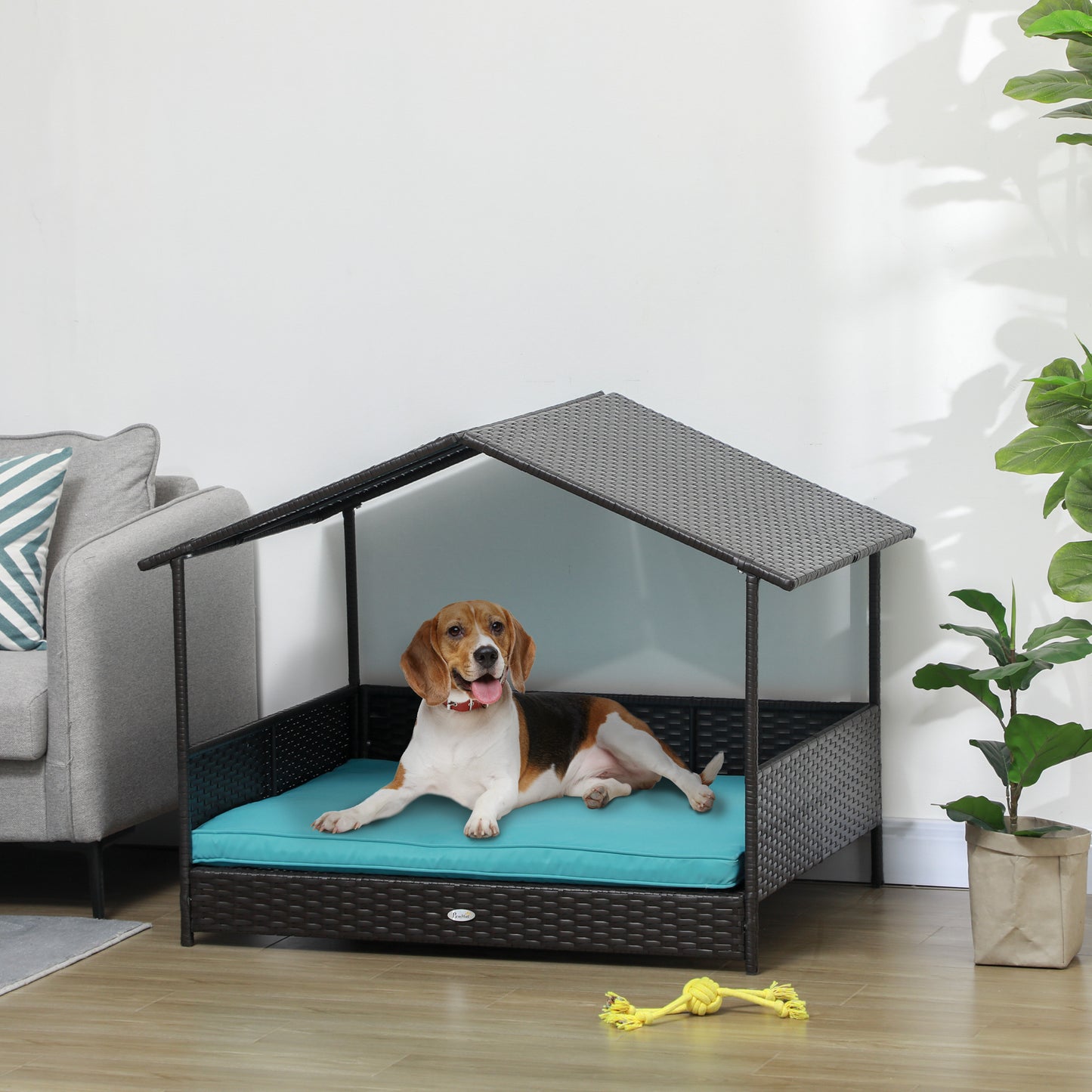 Lit surélevé pour chien avec auvent en rotin