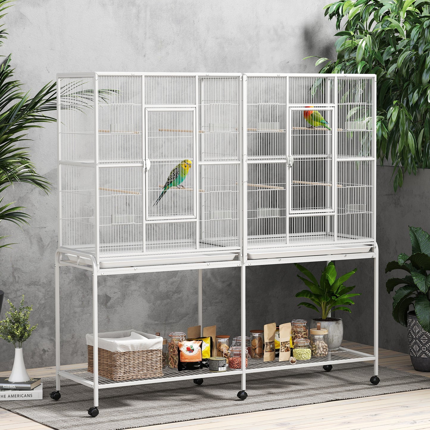 Grande cage à oiseaux sur roulettes avec perchoirs