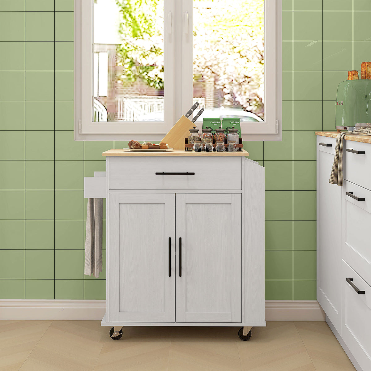 Îlot de cuisine mobile avec prises électriques et rangement