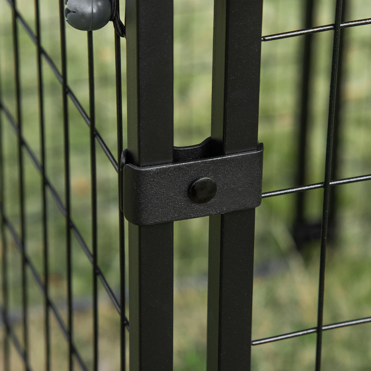 Enclos extérieur pour chien verrouillable