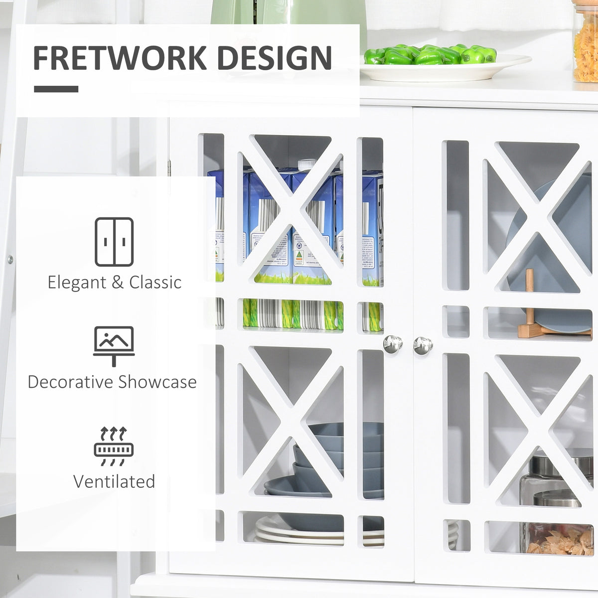 Buffet bas avec portes ajourées et tablette