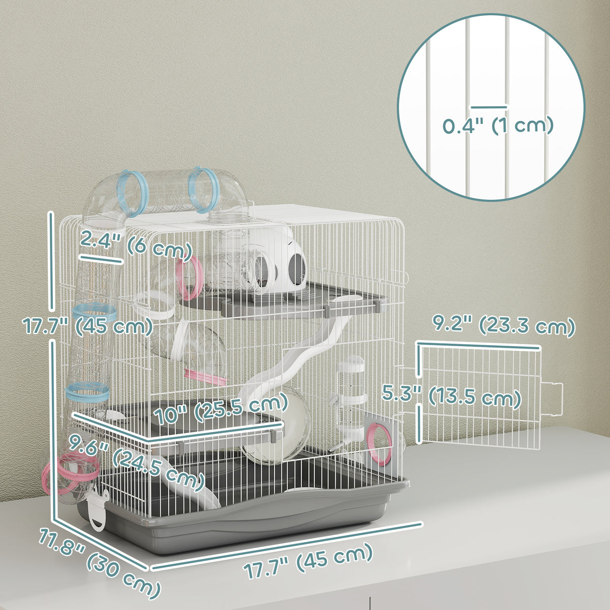 Cage à hamster sur plusieurs niveaux