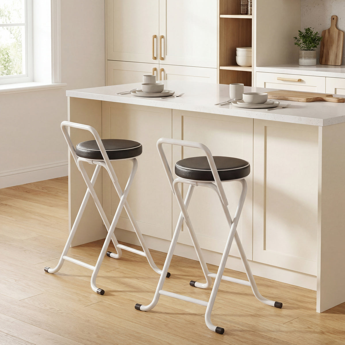 Ensemble tabourets bar pliables – confortables et compacts