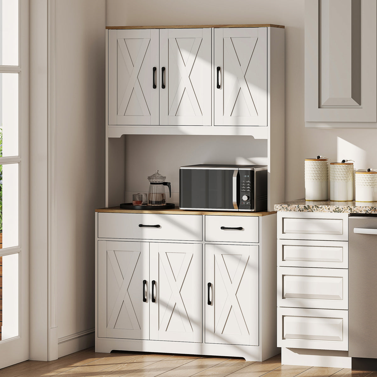 Armoire de cuisine haute style rustique à portes