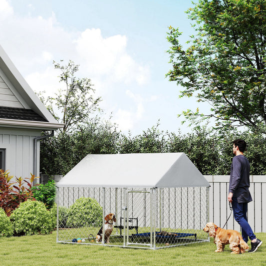 Enclos extérieur pour chien avec toit étanche