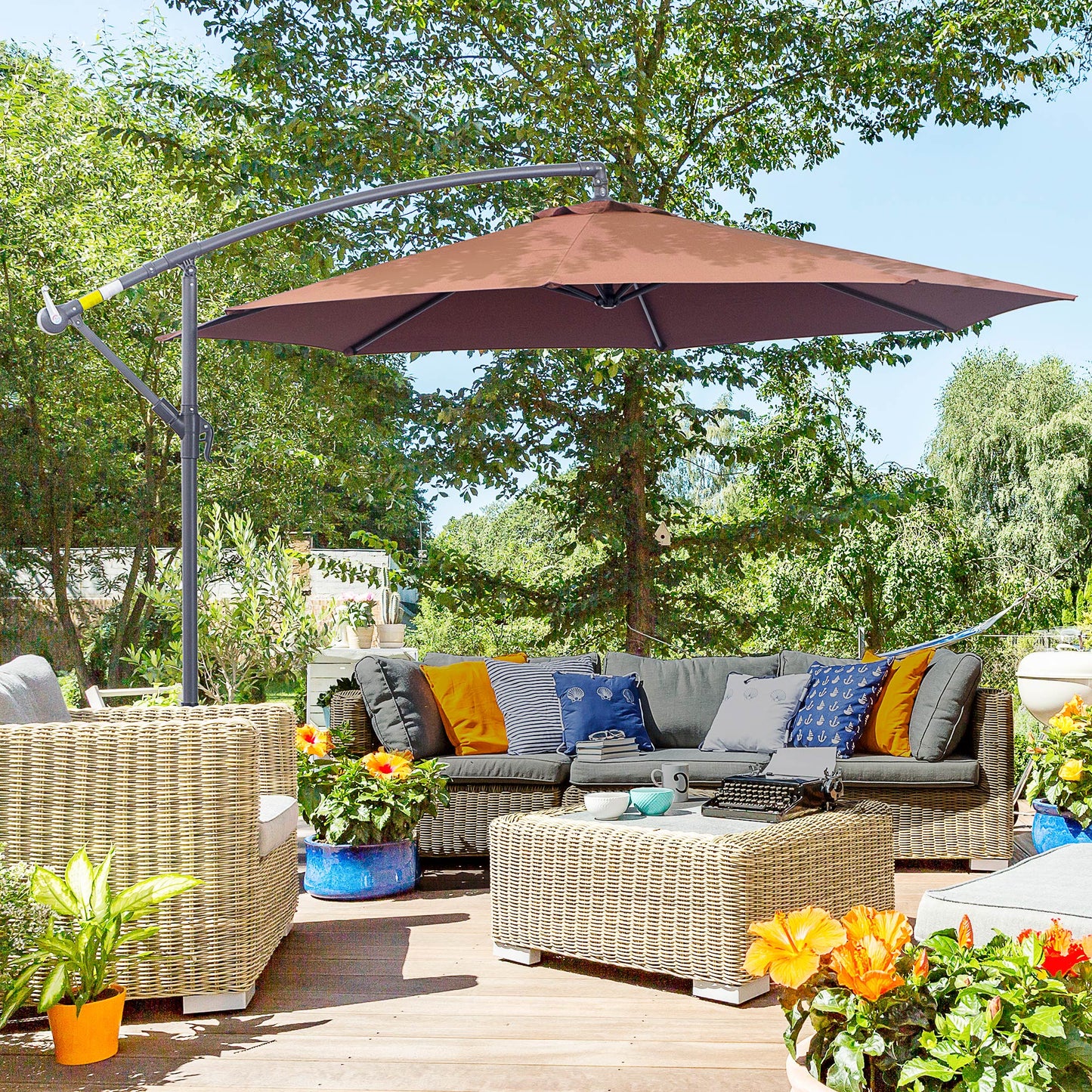 Parasol déporté patio 10 pieds cantilever avec base croisée