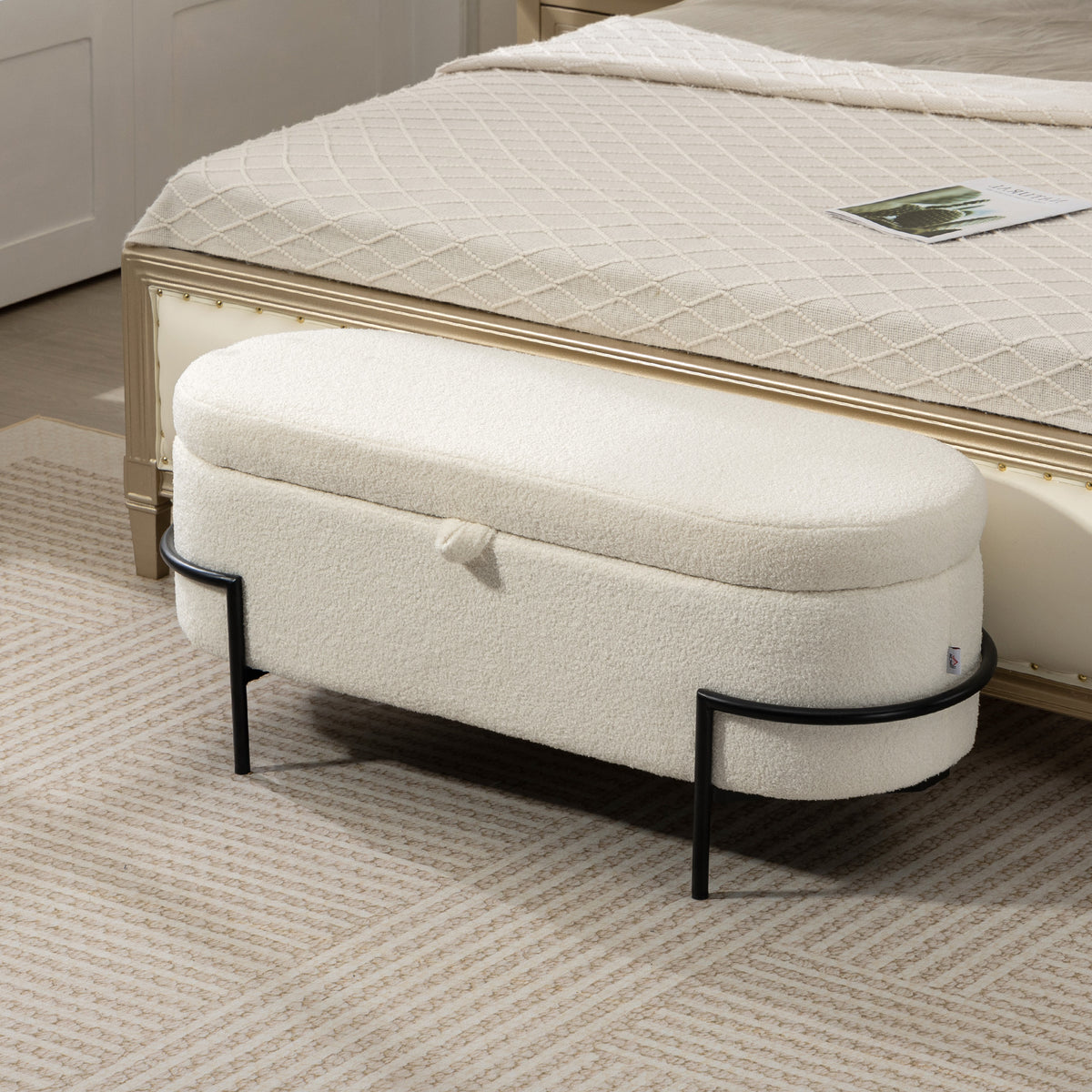 Banc de rangement en molleton sherpa avec pieds en acier