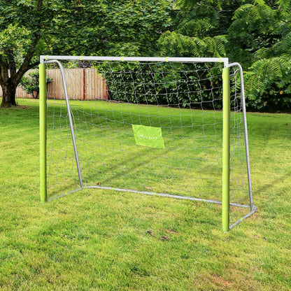 But de soccer avec cadre en acier