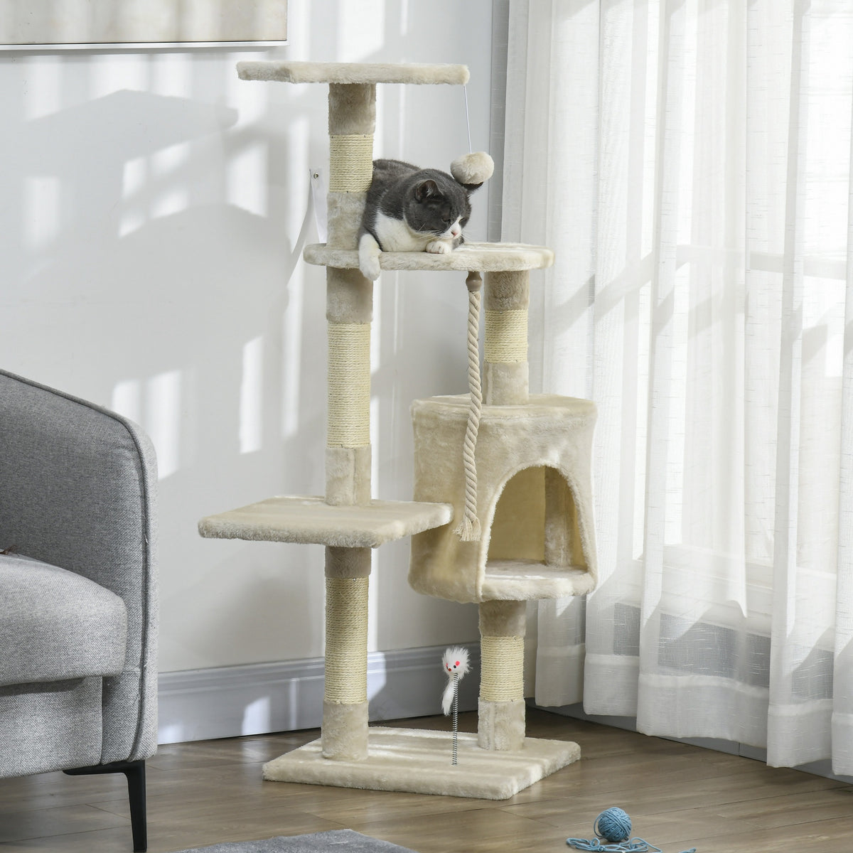 Arbre à chat multiétage avec griffoirs en sisal
