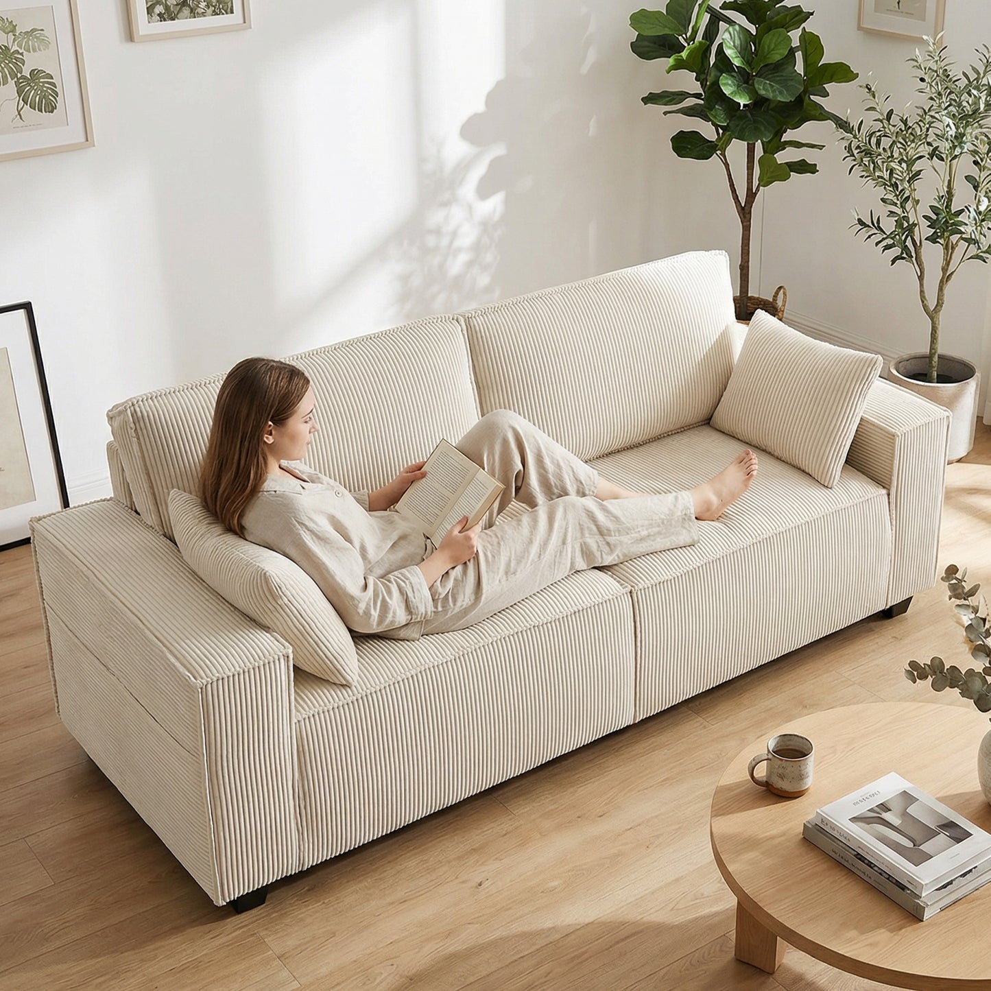 Sofa 3 places à ressorts ensachés en velours côtelé