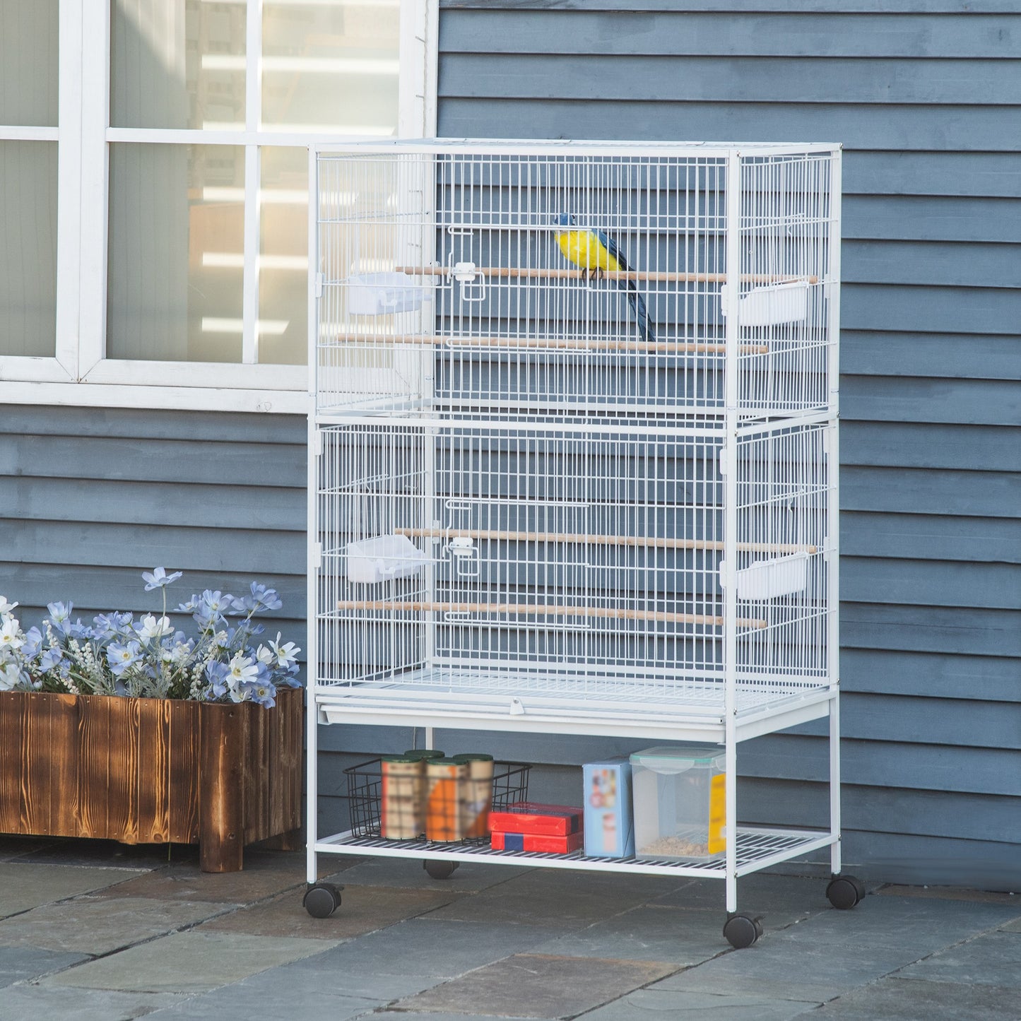 Grande cage à oiseaux en acier avec roulettes et perchoirs