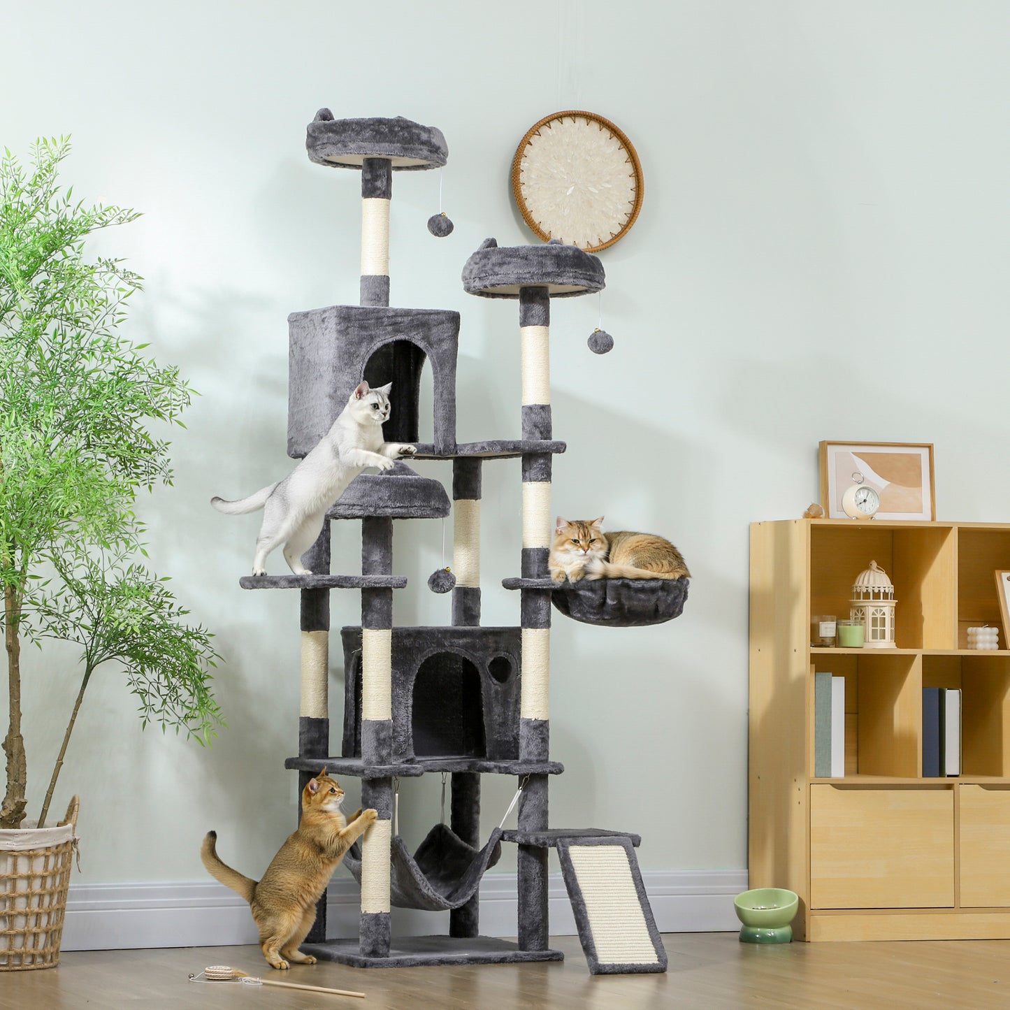 Arbre à chat multi-niveaux 192 cm avec 8 griffoirs