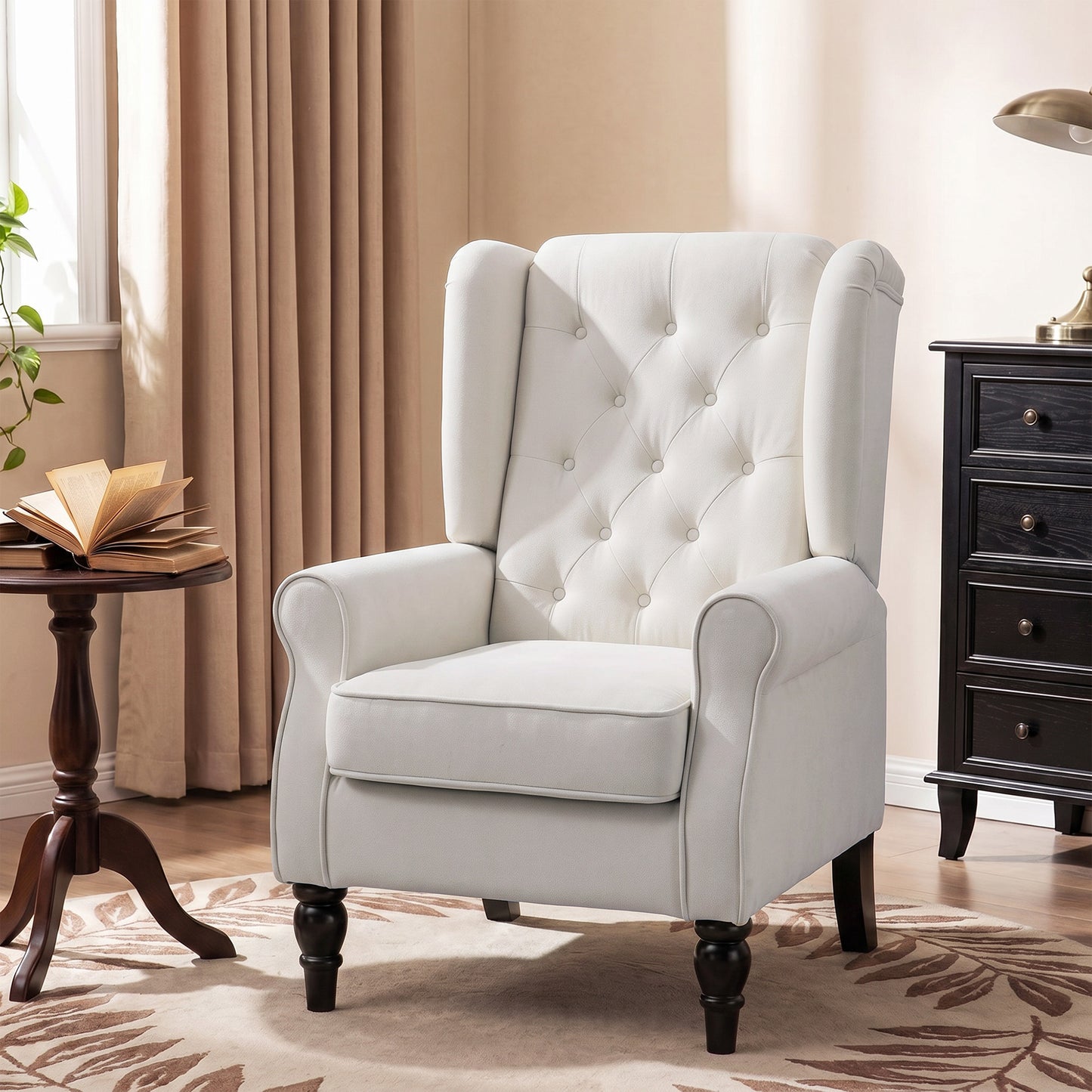 Fauteuil d'accent capitonné à dossier ailé en polyester