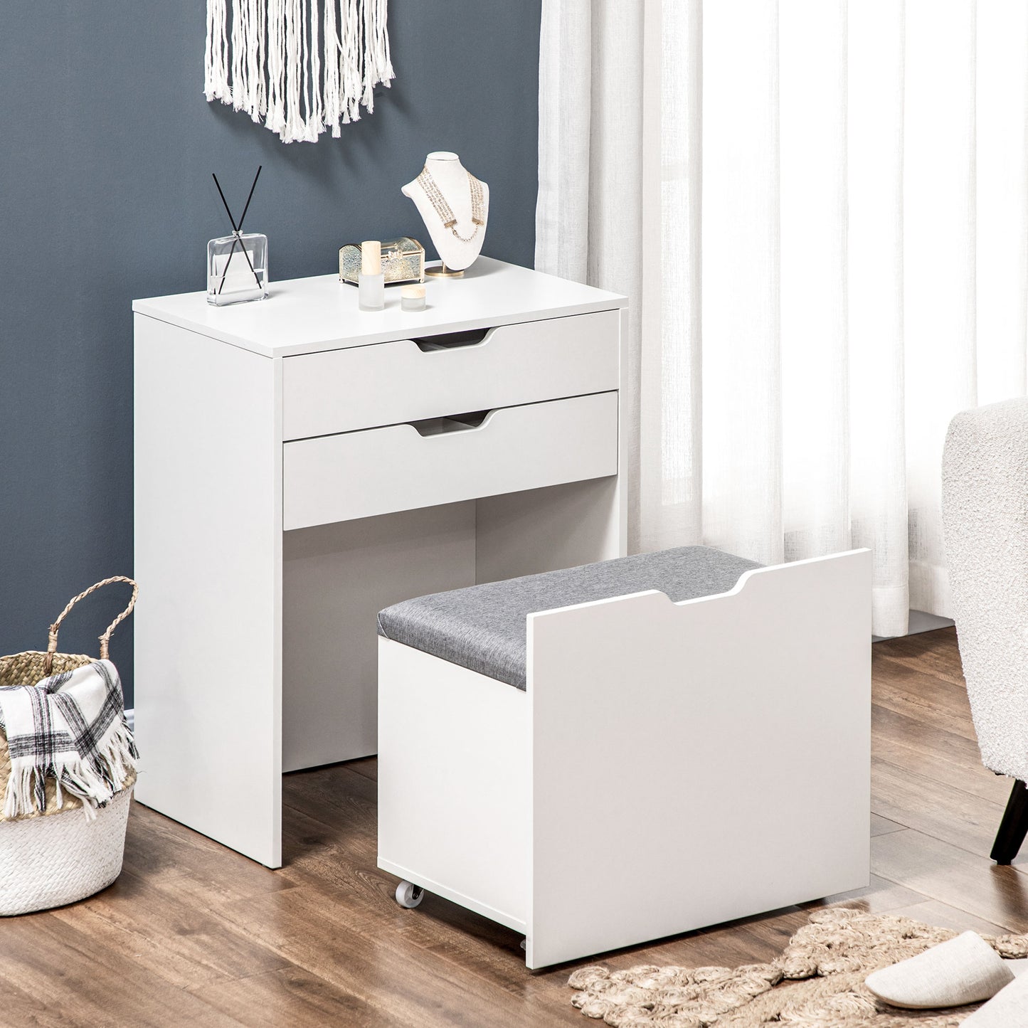 Coiffeuse avec miroir rabattable et tabouret