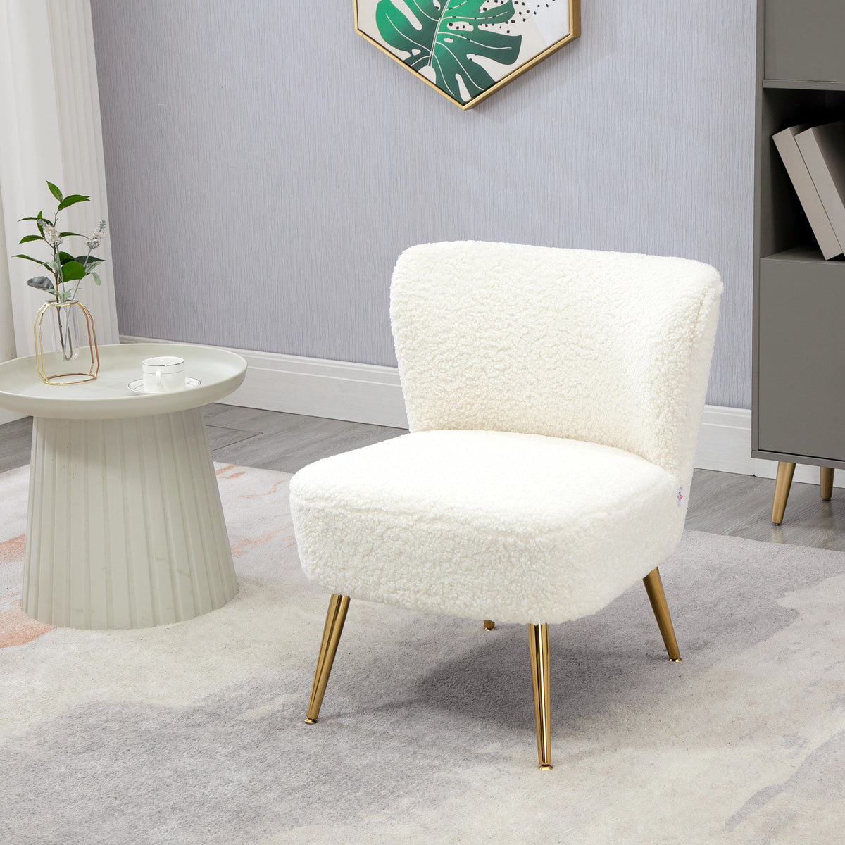Fauteuil d'appoint avec coussinage moelleux et pieds dorés