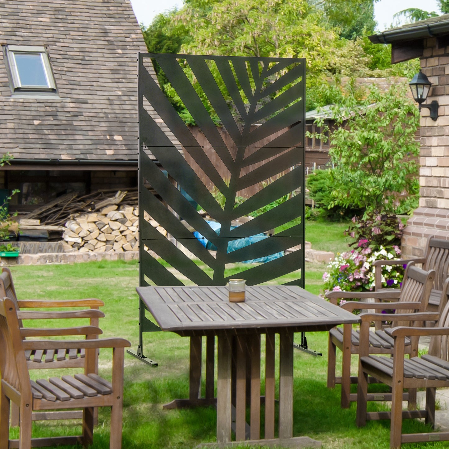 Outsunny Privacy Screen - Willow Style Outdoor Decorative Panel