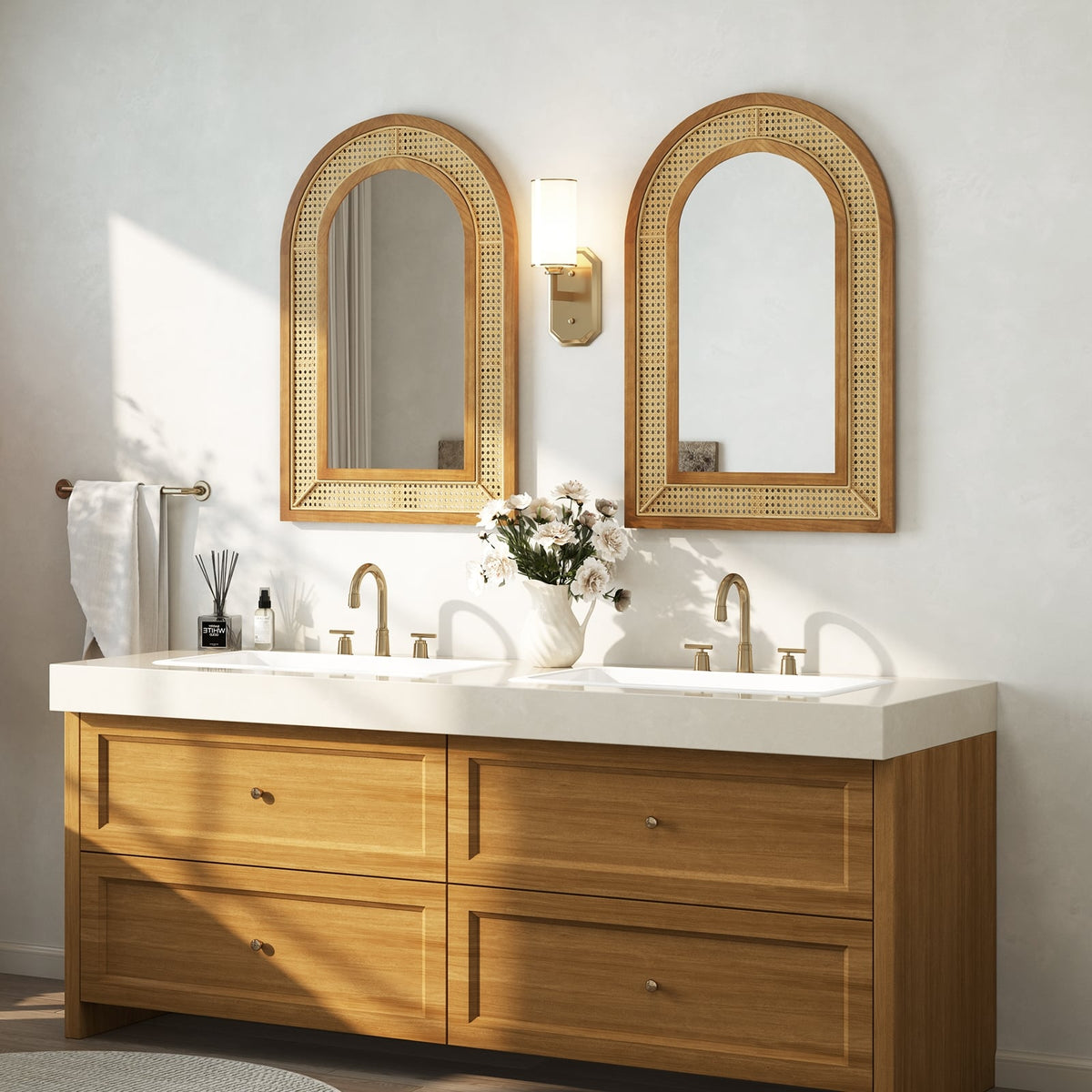Miroir mural décoratif en rotin avec cadre en bois