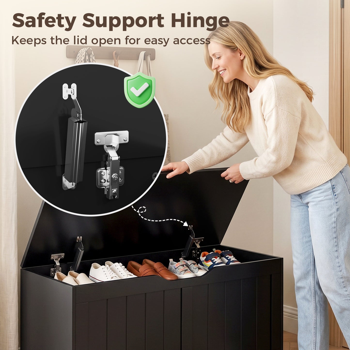 Banc coffre à couvercle relevable avec charnières de sécurité