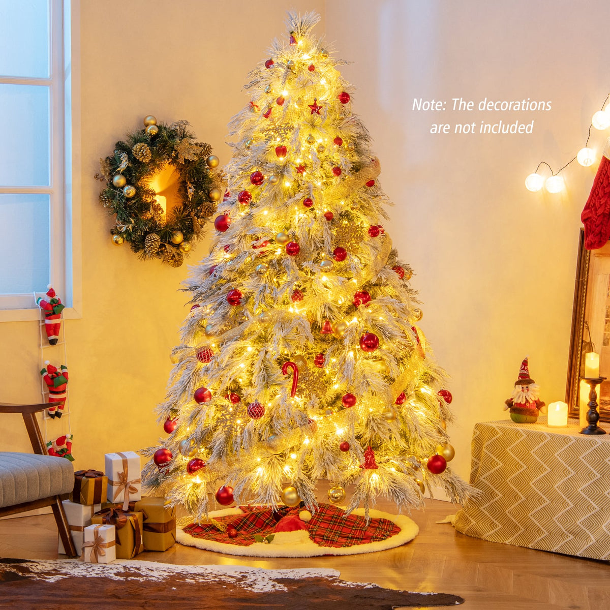 Arbre de Noël artificiel enneigé pré-éclairé