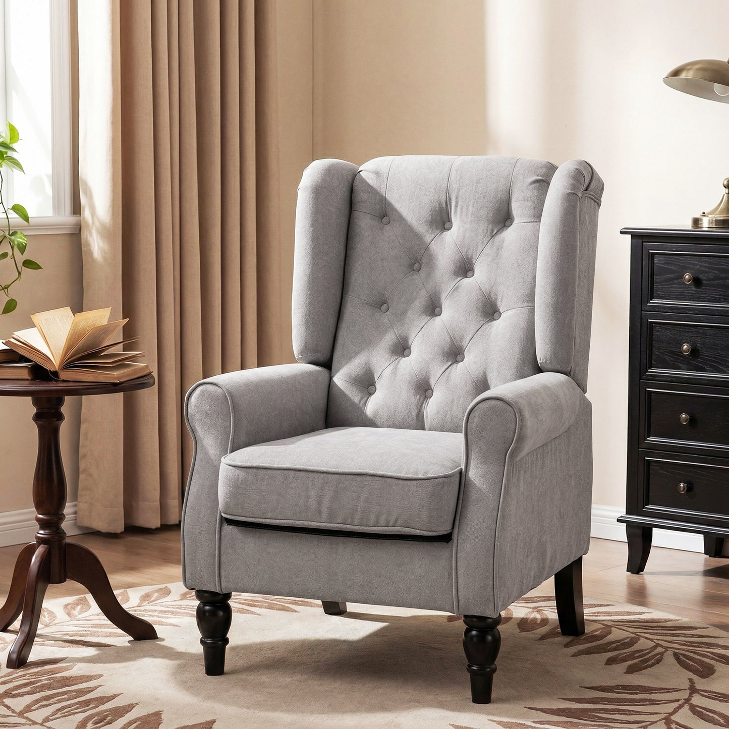 Fauteuil d'accent capitonné à dossier ailé en polyester