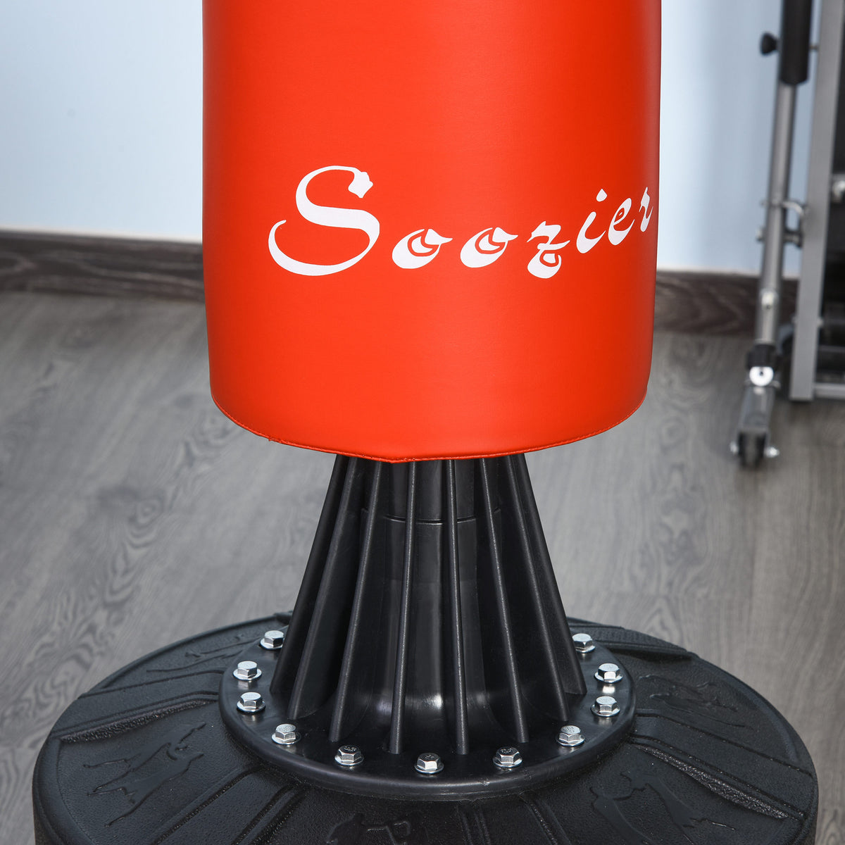 Support de sac de boxe autoportant avec bras rotatif